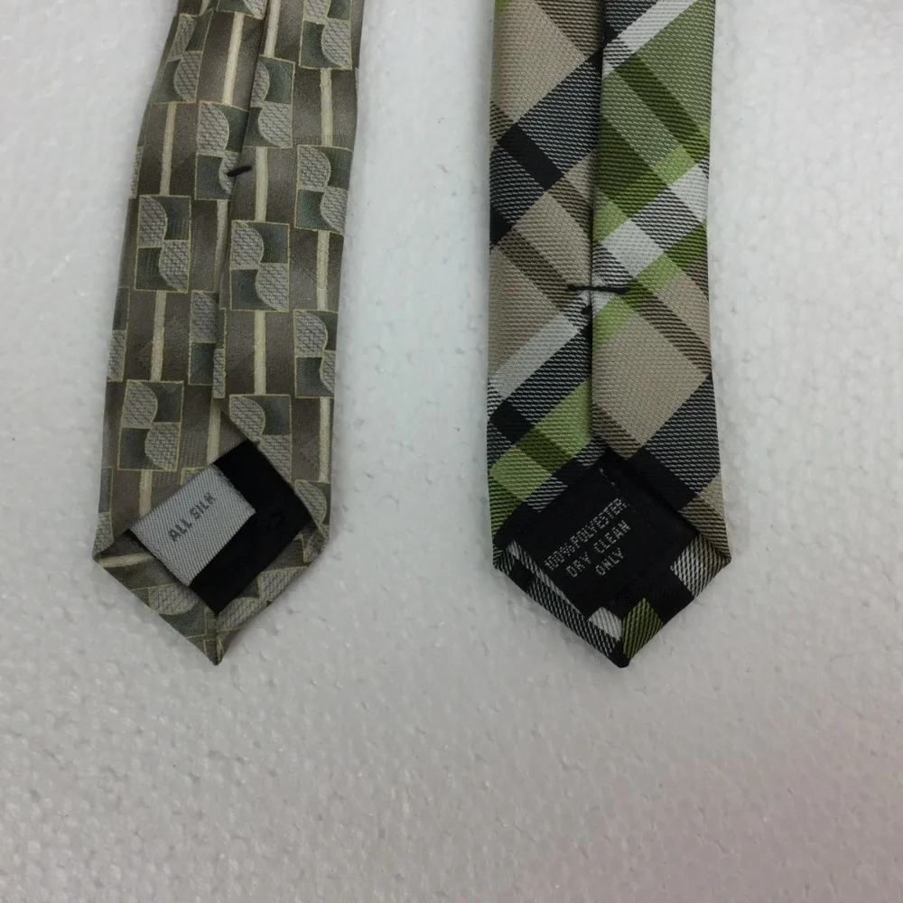 Set 4 Men's Neck Ties Pierre Cardin